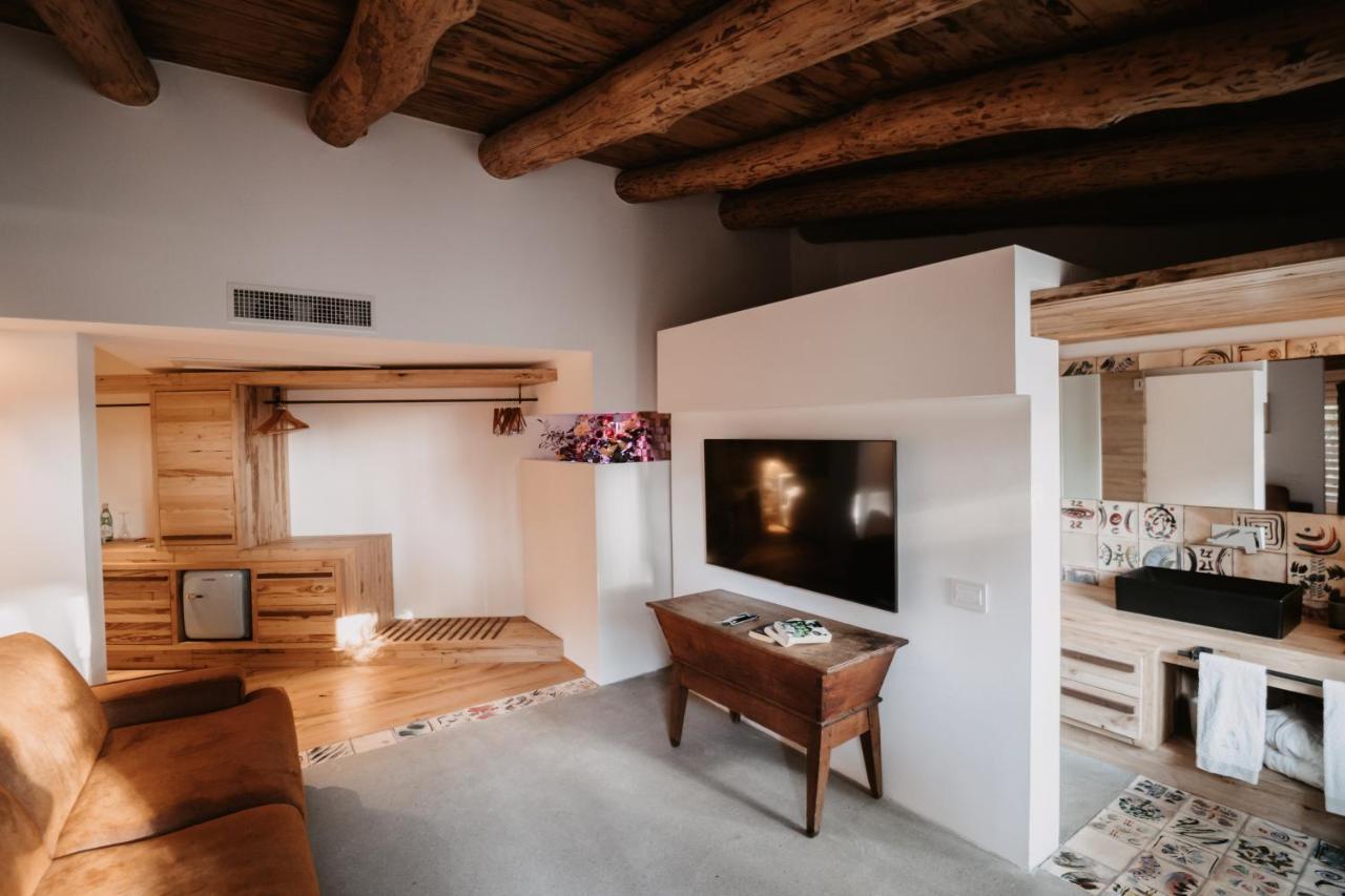 Praia Art Resort - Small Luxury Hotels Of The World (Adults Only) Le Castella  Luaran gambar