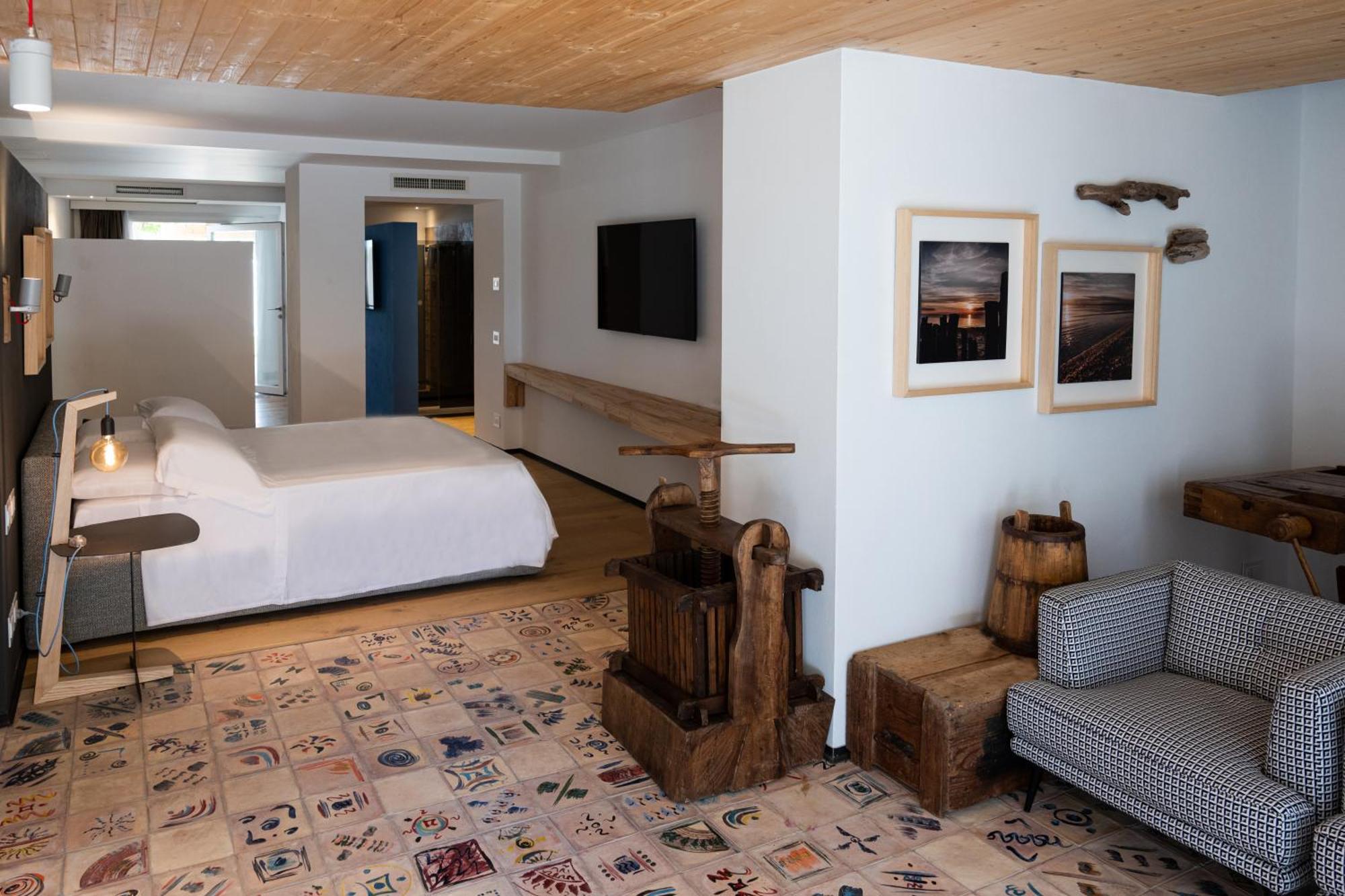 Praia Art Resort - Small Luxury Hotels Of The World (Adults Only) Le Castella  Luaran gambar
