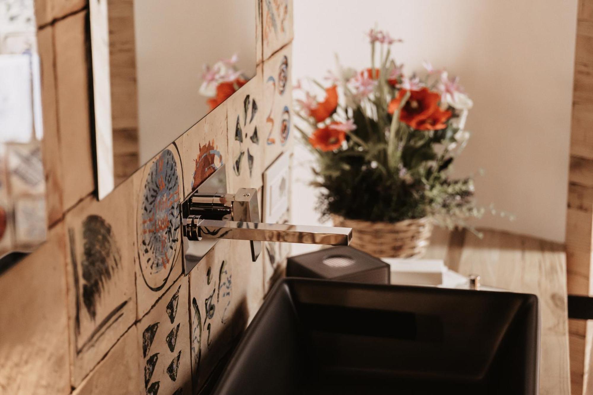 Praia Art Resort - Small Luxury Hotels Of The World (Adults Only) Le Castella  Luaran gambar